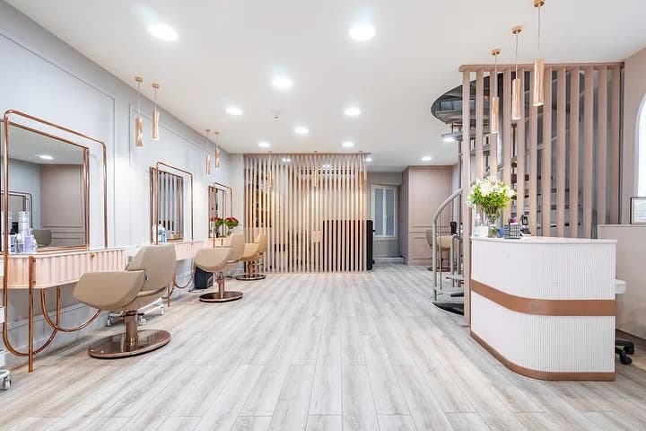 Salon Gleam — boutique Paris 8e