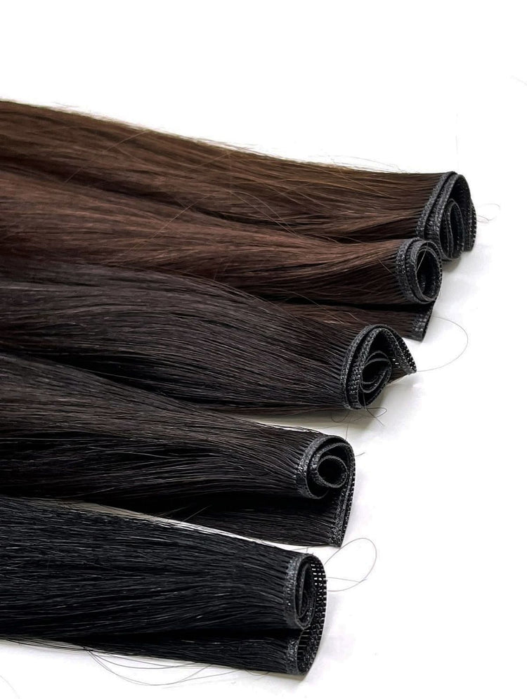 Machine weft extensions couture cheveux naturels Remy Hair collection Gleam Extensions Paris